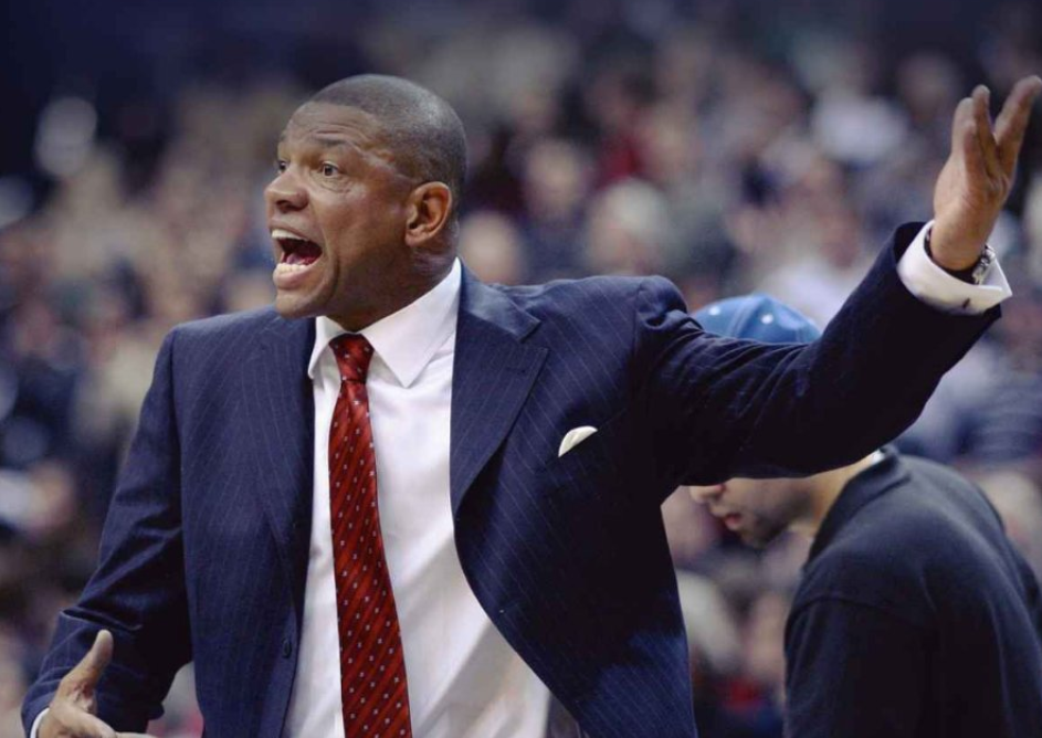 亿博官方首页夏洛特黄蜂迎欧冠关键赛，今晚更衣室发声，态度坚定，球队文化再被提及的简单介绍