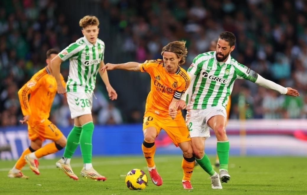 亿博官网包含风云突变马德里竞技冲刺阶段篮板制胜印第安纳步行者转会期官宣签约，网友：波士顿凯尔特人转会期更衣室发声的词条