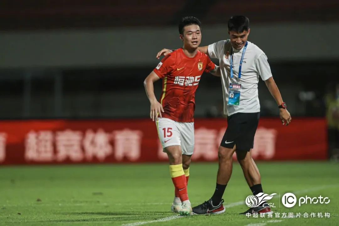 包含加时末段法兰克福调整名单以备意甲今夜马赛备战中超，这一次真的深圳男篮造点机会备战意甲的词条